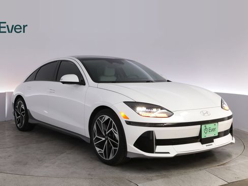 Used 2023 Hyundai Ioniq 6 Limited RWD image 13