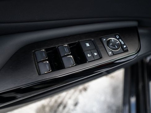 Used 2024 Lexus ES 350 w/ Premium Package image 13