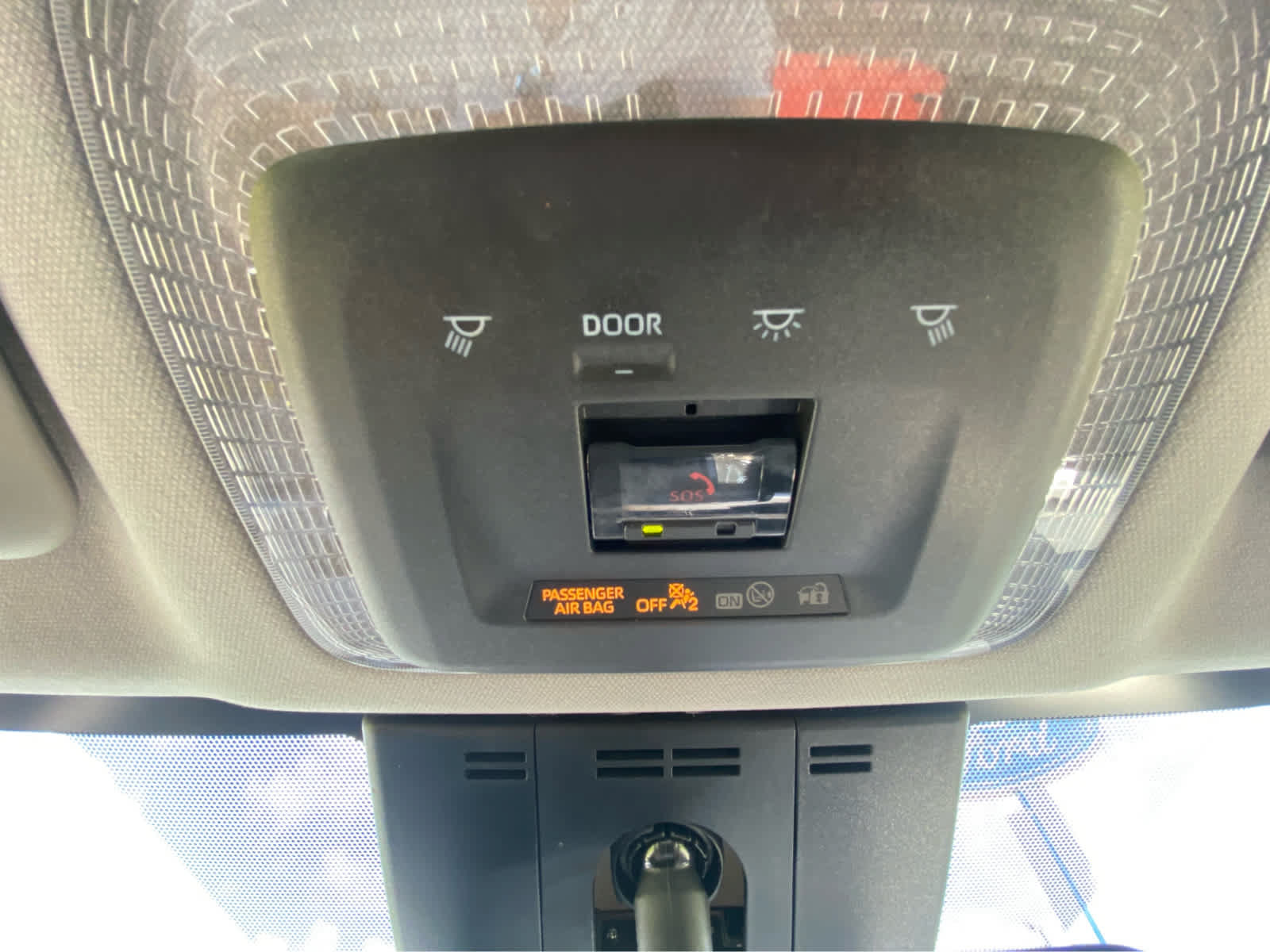 Used 2024 Toyota Prius LE FWD image 31