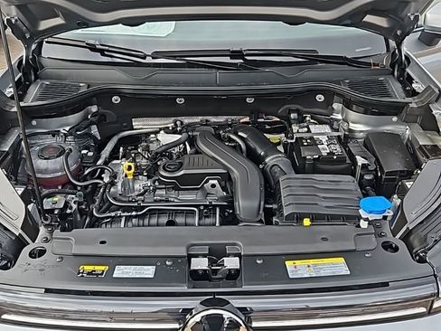 New 2026 Volkswagen Taos SEL AWD/4WD image 10