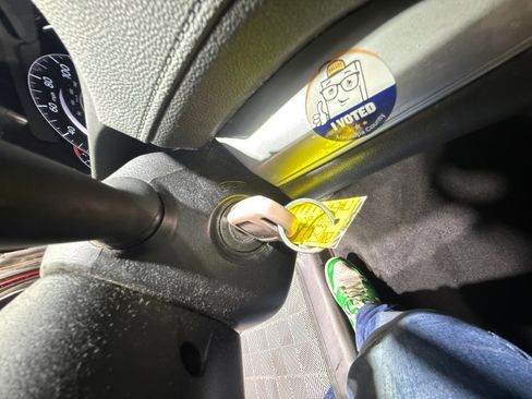 Used 2015 Honda CR-V LX image 30