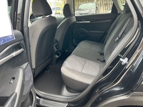 Used 2024 Kia Seltos LX AWD/4WD image 24