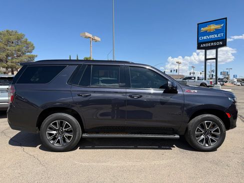 Certified 2022 Chevrolet Tahoe Z71 w/ Luxury Package AWD/4WD image 5