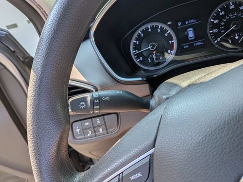Used 2019 Hyundai Santa Fe SE AWD/4WD image 27