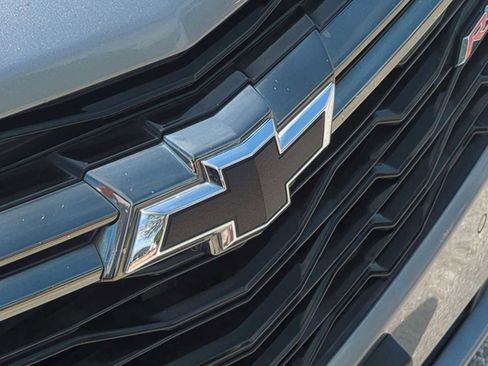 Used 2023 Chevrolet Equinox RS FWD image 31