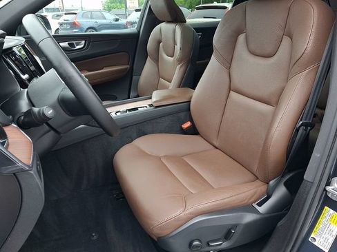 Certified 2024 Volvo XC60 T8 Plus w/ Climate Package AWD/4WD image 14