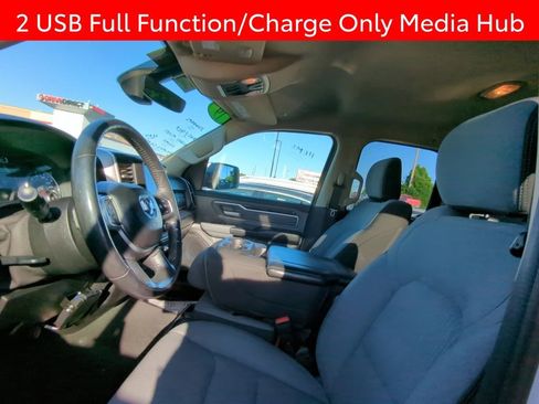 Used 2019 RAM 1500 Big Horn AWD/4WD image 6