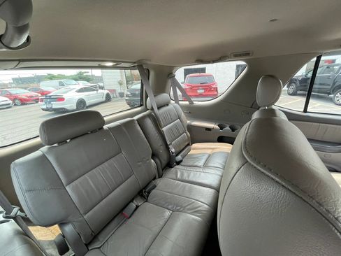 Used 2002 Toyota Sequoia Limited RWD image 23