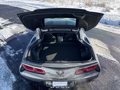 Used 2015 Chevrolet Corvette Stingray Coupe w/ Carbon Flash Badge Package image 25