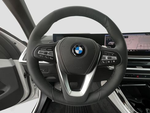 New 2026 BMW X5 xDrive40i AWD/4WD image 14