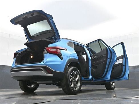 New 2026 Chevrolet Trax LT image 50