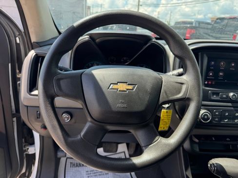 Used 2020 Chevrolet Colorado W/T AWD/4WD image 15