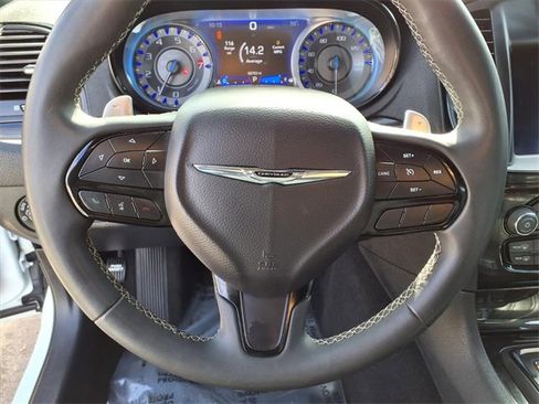 Used 2022 Chrysler 300 S image 13