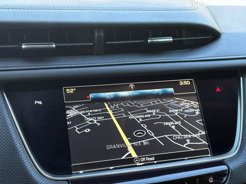 Used 2019 Cadillac XT5 Luxury image 24