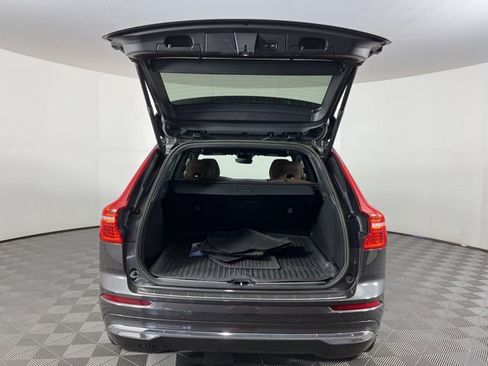 Used 2023 Volvo XC60 B5 Plus w/ Protection Package Premier FWD image 46