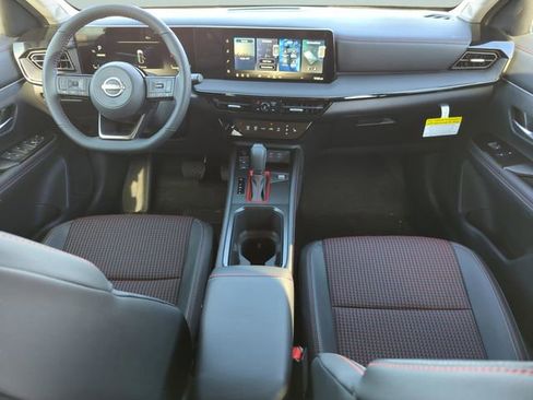 New 2026 Nissan Kicks SR w/ Cold Weather Package FWD image 19