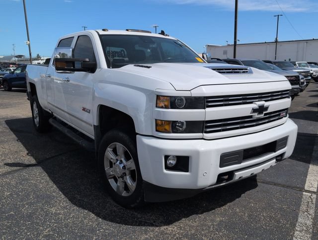 Used 2019 Chevrolet Silverado 2500 LTZ w/ Custom Sport Edition AWD/4WD image 6