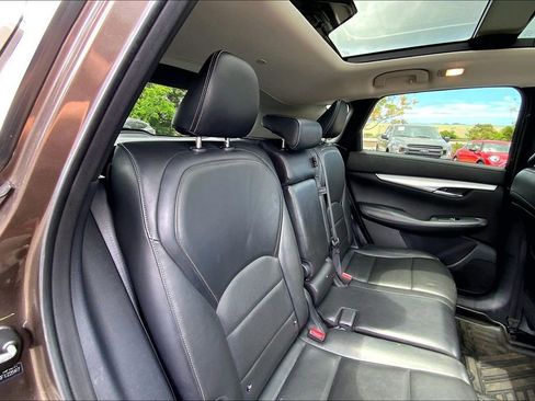 Used 2019 INFINITI QX50 Essential w/ Cargo Package FWD image 26