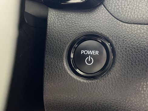 Used 2025 Toyota Camry SE w/ Convenience Package FWD image 35