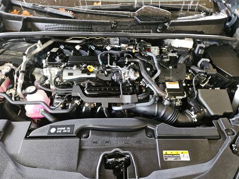 Used 2025 Toyota Prius LE image 23