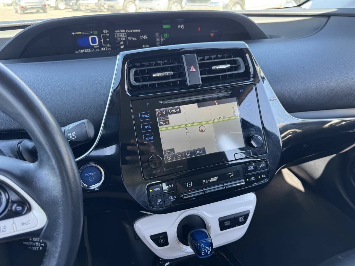 Used 2017 Toyota Prius Four w/ Advanced Technology Package FWD image 27