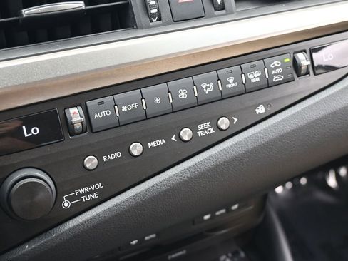 Used 2019 Lexus ES 350 w/ Premium Package image 27