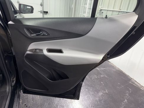 Used 2022 Chevrolet Equinox LT FWD image 13
