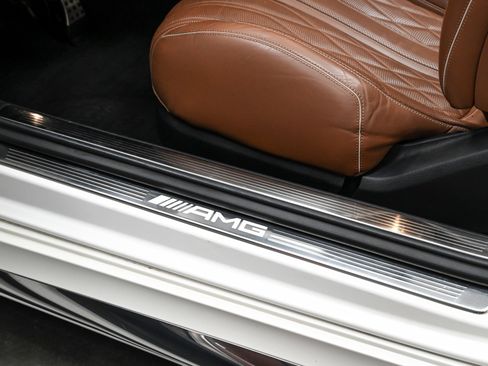 Used 2019 Mercedes-Benz S 63 AMG 4MATIC Cabriolet w/ Driver Assistance Package image 28