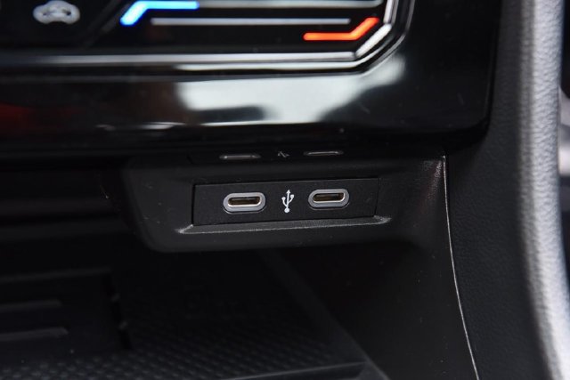 New 2027 Volkswagen Jetta SEL FWD image 16