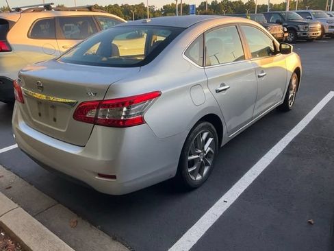 Used 2015 Nissan Sentra SV FWD image 5