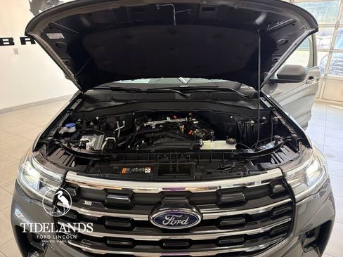 New 2026 Ford Explorer Active w/ Active Comfort Package RWD image 26