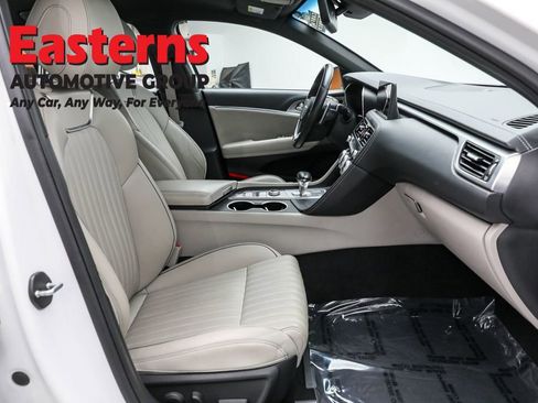 Used 2022 Genesis G70 3.3T image 25