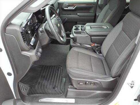 Used 2024 Chevrolet Silverado 1500 LT w/ Convenience Package II image 11