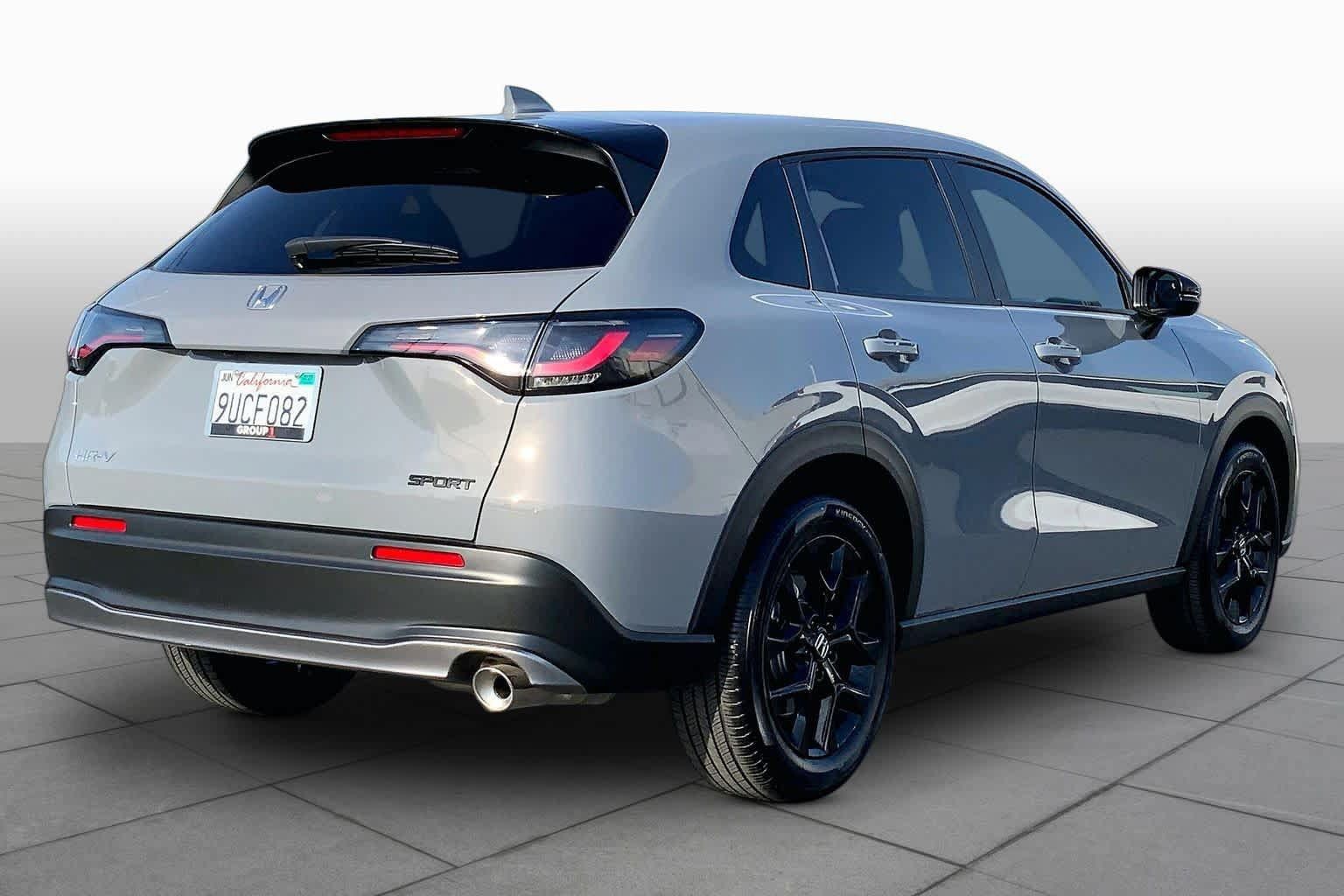 Used 2025 Honda HR-V Sport image 12