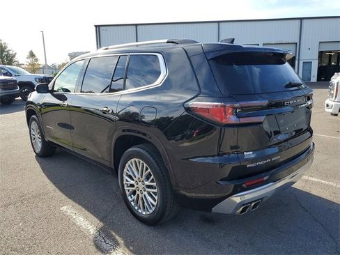 Used 2024 GMC Acadia Denali w/ Super Cruise Package image 3