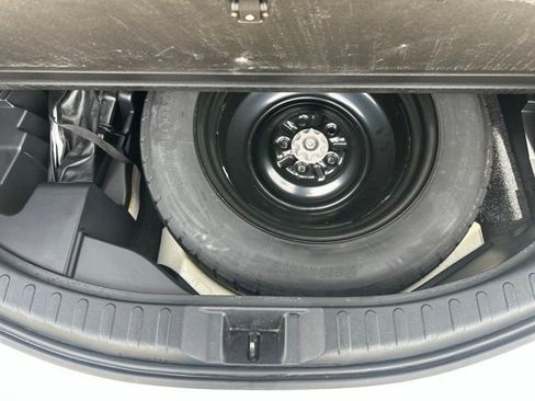 Used 2018 Toyota RAV4 SE w/ Power Extra Value Package AWD/4WD image 20