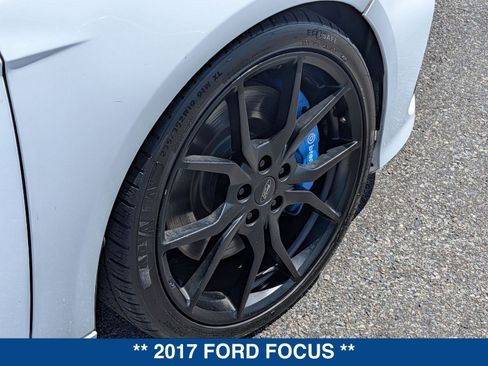 Used 2017 Ford Focus RS image 12
