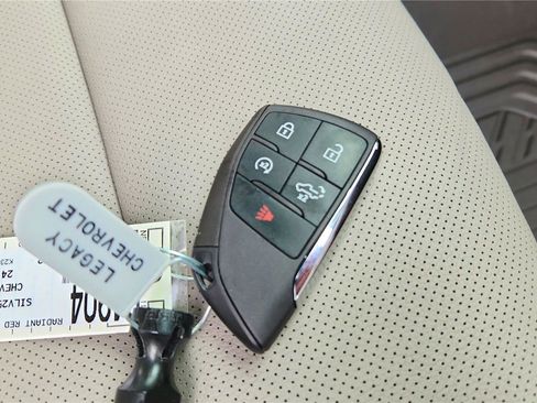 Used 2024 Chevrolet Silverado 2500 LTZ w/ LTZ Premium Package image 27