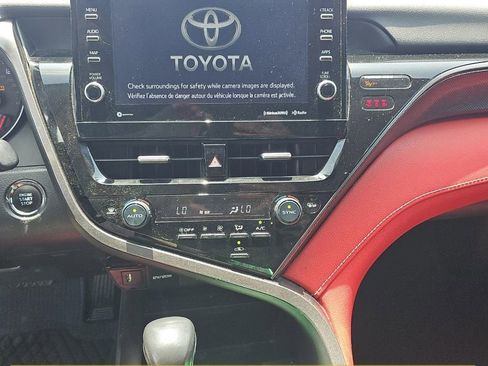 Used 2022 Toyota Camry XSE FWD image 10