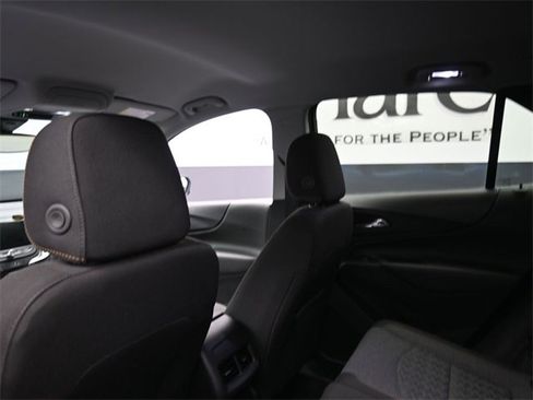 Used 2024 Chevrolet Equinox LT image 24