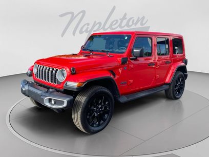 Used 2025 Jeep Wrangler Unlimited Sahara w/ Safety Group