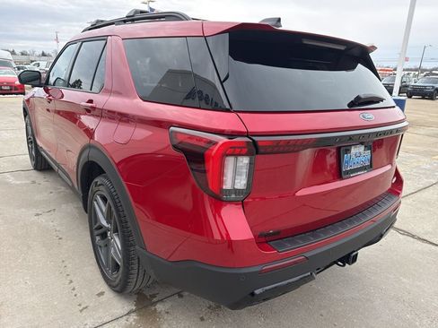 New 2026 Ford Explorer ST-Line w/ ST-Line Street Pack AWD/4WD image 6