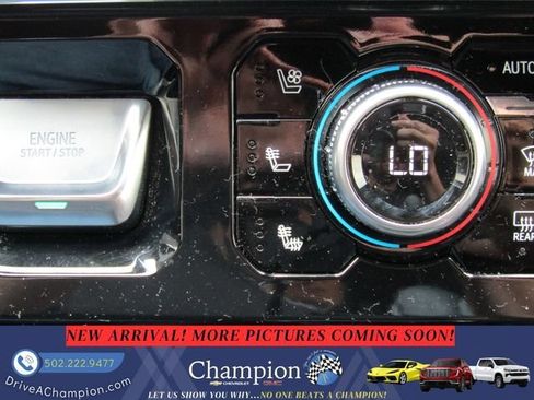 Used 2025 GMC Sierra 1500 Denali w/ Denali Reserve Package AWD/4WD image 23