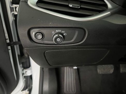 Used 2023 Chevrolet Malibu LT image 10