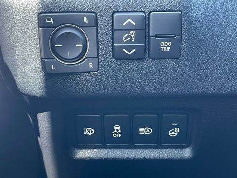 Used 2022 Lexus GX 460 Premium AWD/4WD image 17