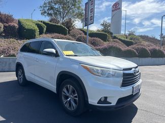 Used 2015 Toyota Highlander XLE image 1