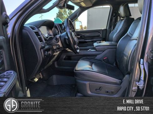 Used 2022 RAM 3500 Limited AWD/4WD image 9