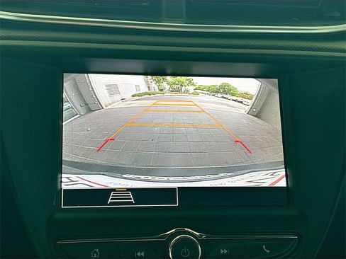 Used 2023 Chevrolet TrailBlazer RS image 13