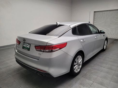 Used 2016 Kia Optima EX FWD image 9