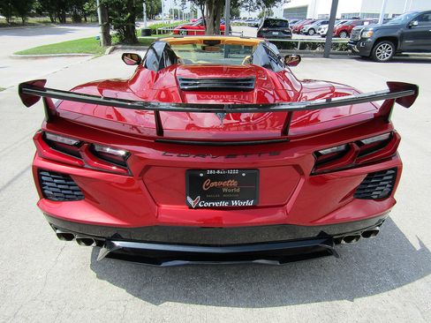 Used 2024 Chevrolet Corvette Stingray Premium Conv w/ Z51 Performance Package RWD image 6